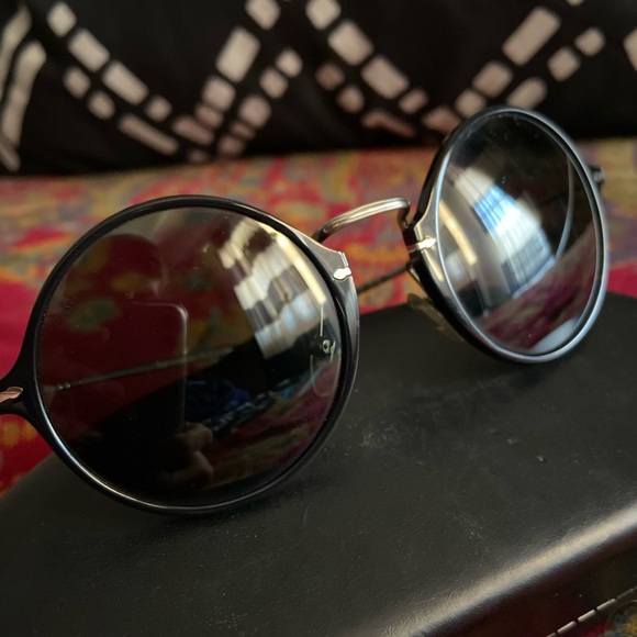 Persol Circular Frame Sunglasses - Picture 4 of 5